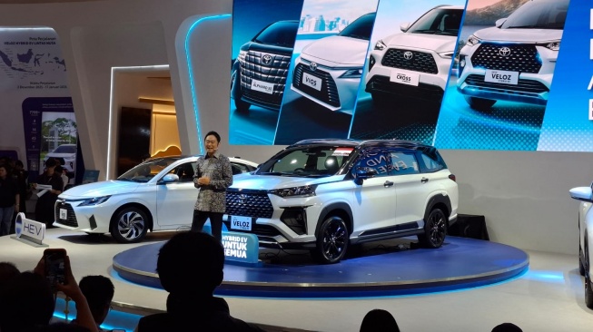Toyota Umumkan Harga Resmi Veloz Hybrid di IIMS 2026. (Foto: SUARA.COM/Manuel Jeghesta)