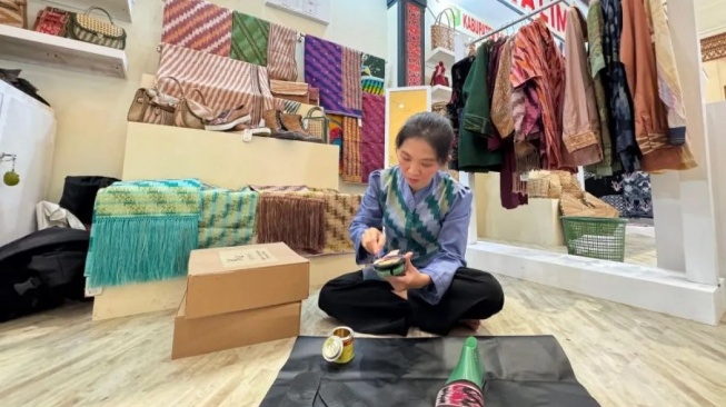 Kisah Inspiratif Perajin Sepatu Pontianak hingga Tembus Mancanegara