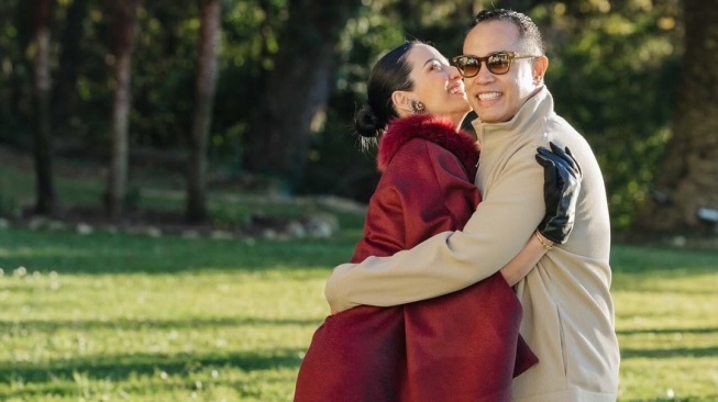 Nia Ramadhani Akhirnya Klarifikasi Isu Cerai dengan Ardi Bakrie