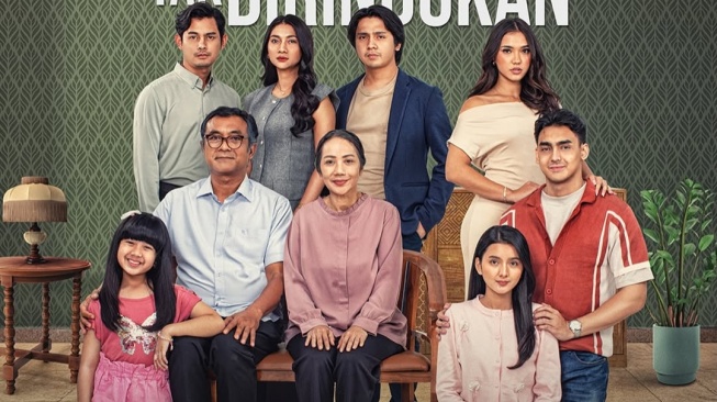 Keluarga yang Tak Dirindukan: Potret Pahit Generasi Sandwich di Netflix