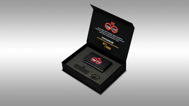 Keycase dan wallet Mitsubishi Xforce 55th Anniversary Edition (Dok: PT MMKSI)
