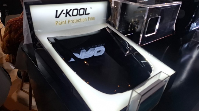 V-KOOL Hadirkan Perlindungan Bodi Mobil PPF Luxor Diamond di Ajang IIMS 2026