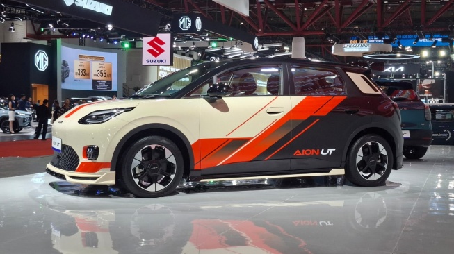 Jajaran Mobil Listrik yang Meluncur di IIMS 2026, Dari SUV Sampai Mobil Perkotaan