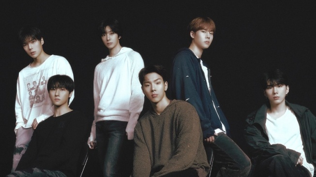 Emosional, Monsta X Ungkap Proses Pendewasaan Diri di Lagu 'growing pains'