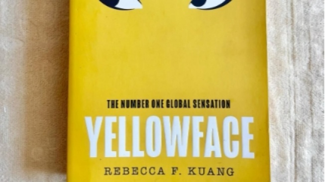 Yellowface: Satir Pedas R.F. Kuang tentang Plagiarisme dan Industri Buku