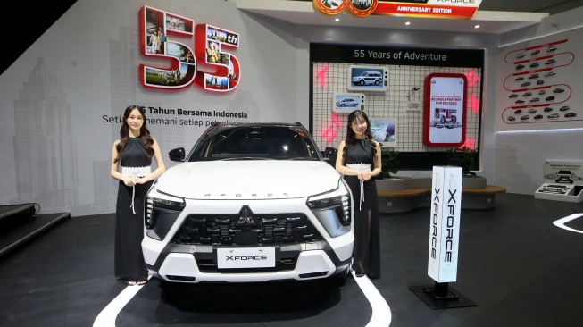 Khusus di IIMS 2026, MMKSI menghadirkan dua model edisi spesial yakni Mitsubishi Destinator 55th Anniversary Edition dan Xforce 55th Anniversary Edition. [Dok MMKSI]