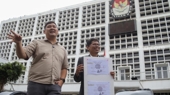 Ini dia Penampakan Salinan Ijazah Jokowi Telegalisir dari KPU