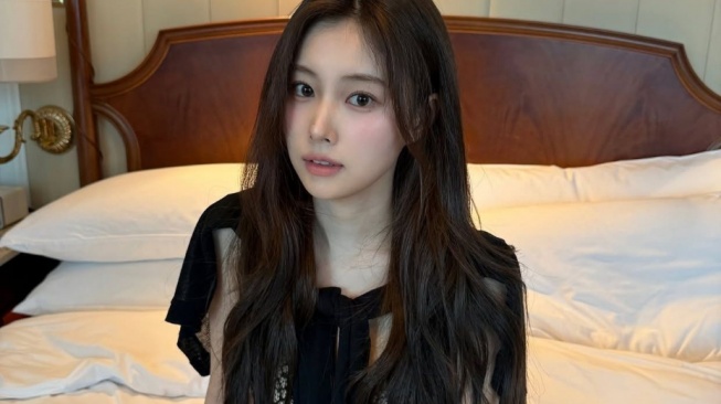 4 Ide OOTD Layering Feminin ala Kang Hye Won, Street Style ke Smart Casual!