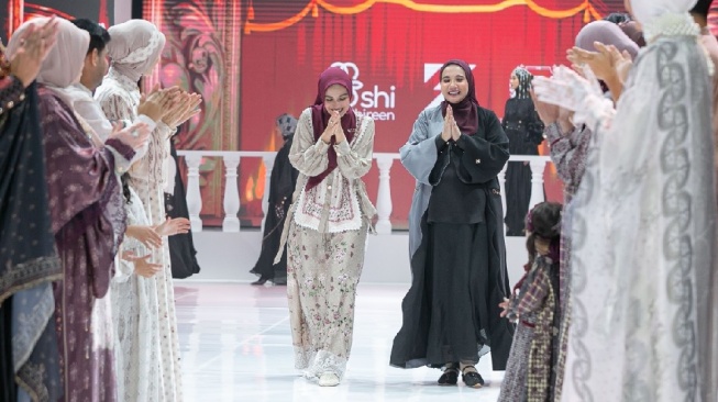 Kontras Memukau: Zaskia vs. Shireen Sungkar Hadirkan 'Legacy' Ramadan 2026 dengan Dua Gaya Berbeda (Dok. Istimewa)