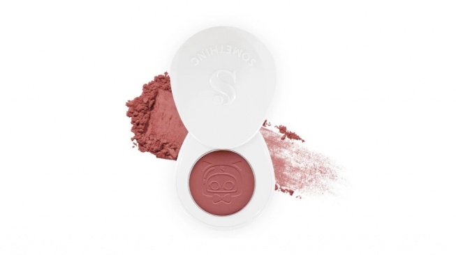 SOMETHINC Mademoiselle Soft Focus Powder Blush (Shopee)