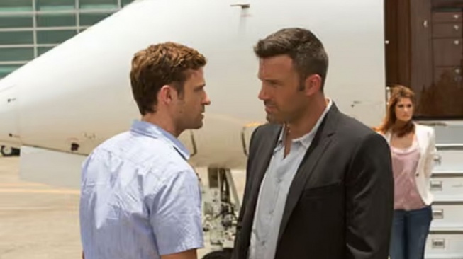Film Runner Runner yang dibintangi Ben Affleck dan Justin Timberlake akan tayang Rabu (11/2/2026) malam ini pukul 23.00 WIB di Trans TV. [YouTube]