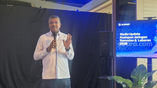 Direktur & Chief Technology Officer XLSMART, Shurish Subbramaniam, dalam media update di Jakarta, Rabu (11/2/2026). [Suara.com/Dythia]