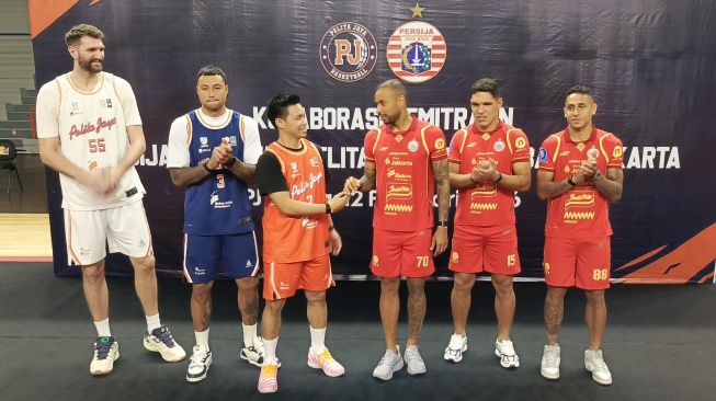 Satu Hati untuk Jakarta: Pelita Jaya dan Persija Resmi Berkolaborasi