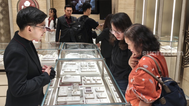 Frank & co Hadirkan Store Wajah Baru di Sun Plaza