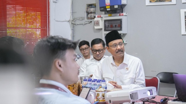 Respons Keluhan Warga, Kemensos Libatkan YLKI Awasi Penonaktifan BPJS PBI