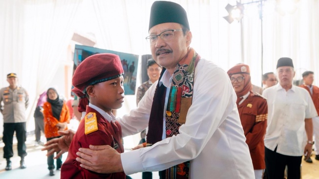 Kisah Anak-Anak Terpinggirkan di Kebumen Jadi Perhatian Gus Ipul