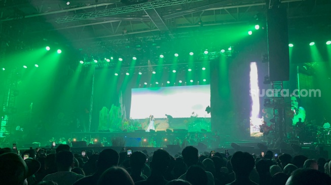 Konser Mahalini di Istora Senayan, Jakarta Pusat pada Sabtu,14 Februari 2026 [Suara.com/Rena Pangesti]