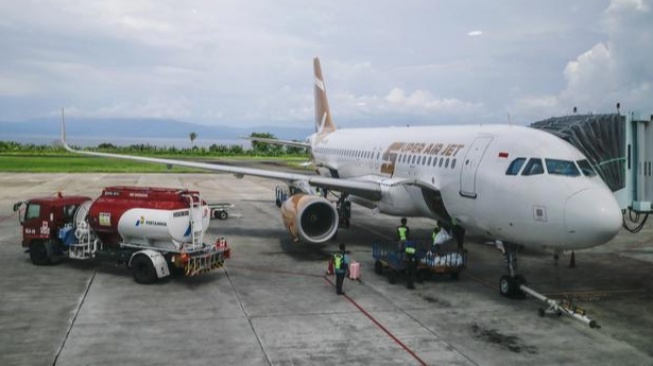 Super Air Jet Punya Siapa? Bikin Penumpang Terlantar 5 Jam hingga Tinggalkan Bayi