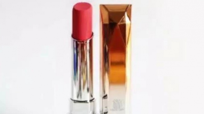 Lisptik La Tulipe. [Shopee]