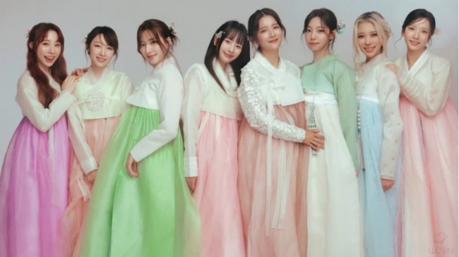 Rayakan Hari Imlek, 6 Grup K-Pop Ini Tampil Anggun dalam Balutan Hanbok