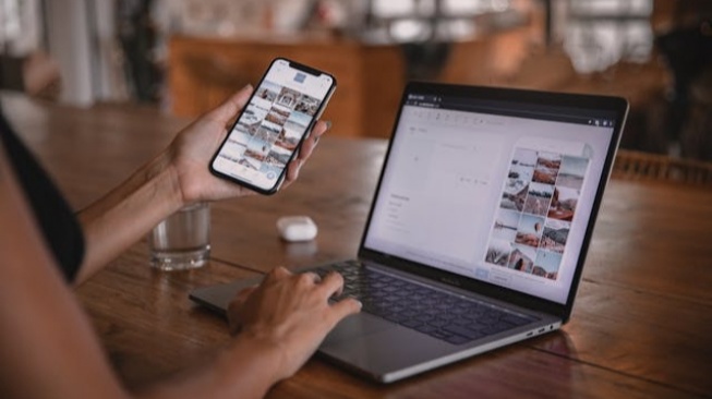 Personal Branding di Media Sosial: Ruang Ekspresi atau Mesin Eksploitasi Diri?