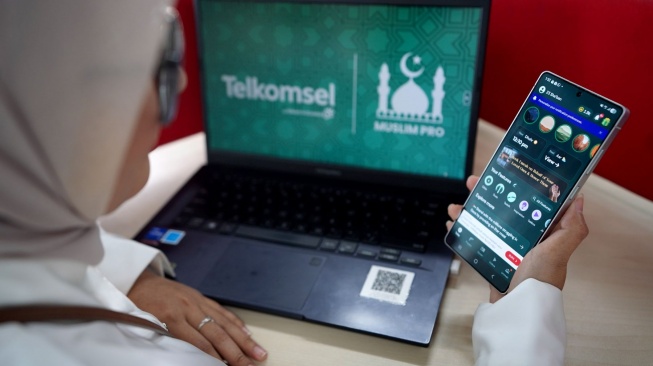 Telkomsel x Muslim Pro. [Telkomsel]