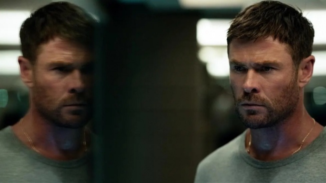 Transformasi Chris Hemsworth Jadi Perampok Ulung: Seberapa Worth It Film Crime 101 untuk Ditonton?