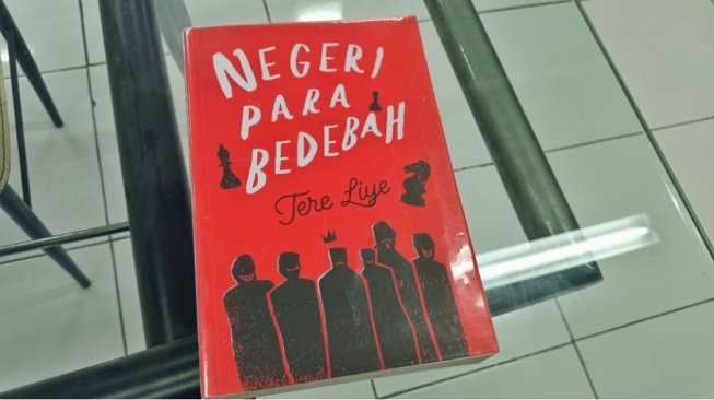 Potret Kuasa dan Moralitas dalam Krisis Ekonomi di Buku Negeri Para Bedebah