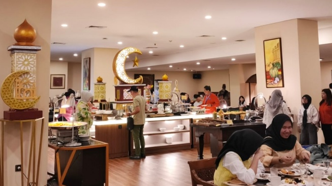 The Sultan Hotel & Residence Jakarta menggelar Exclusive Iftar Gathering pada Jumat (20/2/2026) (Suara.com/Mohammad Rhadzaki Ramadhan)