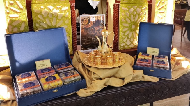 Selain menyajikan santapan khas Ramadan, The Sultan Hotel & Residence Jakarta melayani hampers untuk bingkisan Lebaran (Suara.com/Mohammad Rhadzaki Ramadhan)