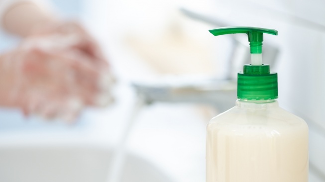 6 Rekomendasi Sabun Mandi untuk Memutihkan Kulit di Indomaret