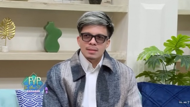 Drama Keluarga Halilintar Memanas! Atta Akhirnya Bicara soal Isu Aurel Diabaikan di Foto Keluarga