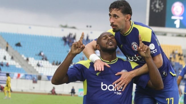 Pede Abis! Arema FC Incar Empat Kemenangan Beruntun Lawan Madura United