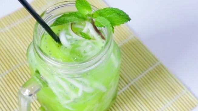 Segar dan Praktis! Resep Es Kuwut Khas Bali untuk Menu Buka Puasa yang Melepas Dahaga