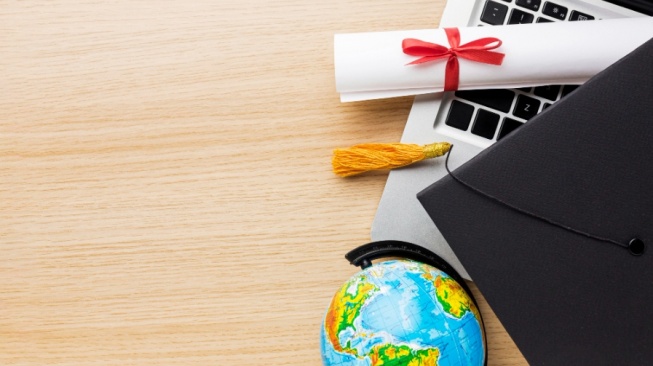 Bukan LPDP! 5 Beasiswa Fully Funded Ini Tidak Wajibkan Penerima Kembali ke Indonesia