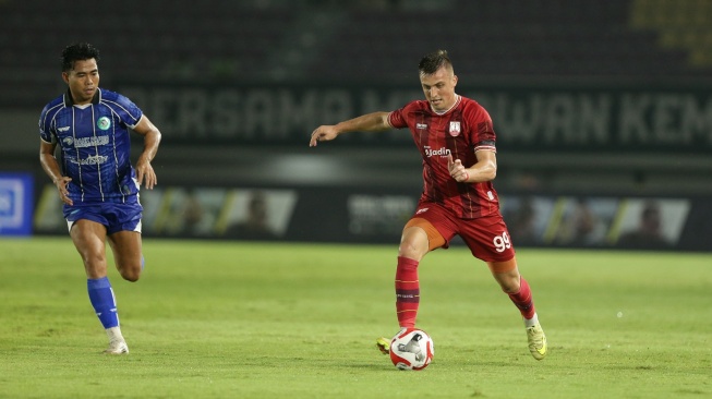 Persis Solo Imbang Lagi dan Makin Terbenam, Milomir Seslija Salahkan Hal Ini