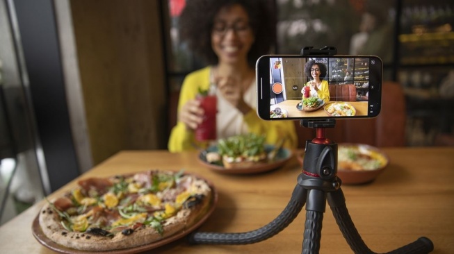 Nonton Video Mukbang saat Puasa, Bisa Mengurangi Pahala? Ini Kata Ustaz