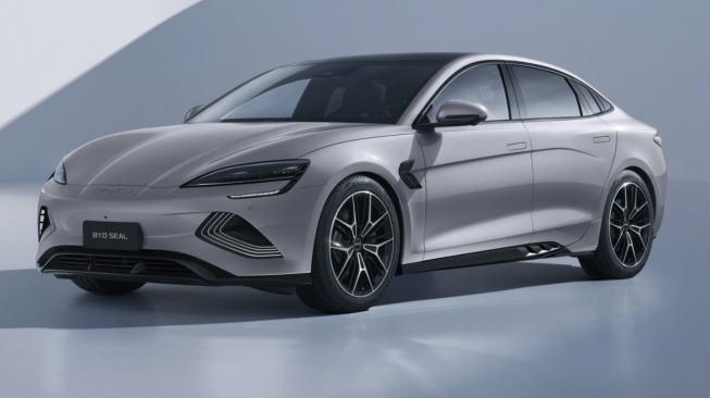 BYD Seal 2026 Tawarkan Bagasi Lebih Luas dan Desain Segar, Begini Fiturnya