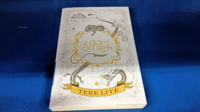 Pandemi dan Teori Konspirasi di Novel Si Putih Karya Tere Liye