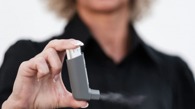 Ilustrasi inhaler. (Pexels/Cnordic Nordic)