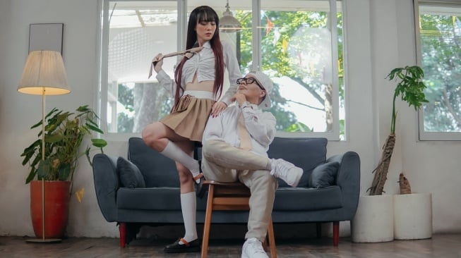 Setelah sukses dengan lagu "EGP", Sundanis kembali merilis single terbaru berjudul "Bad Mood". [Instagram]