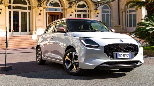 Suzuki Swift Hybrid Sakura Edisi Spesial Tawarkan Kemewahan Khas Jepang Berpadu Teknologi Hybrid