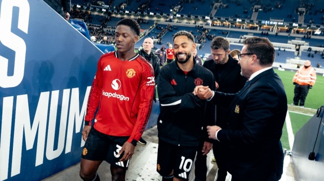 Ditekan Habis oleh Everton, Michael Carrick Puji Mental Baja Manchester United