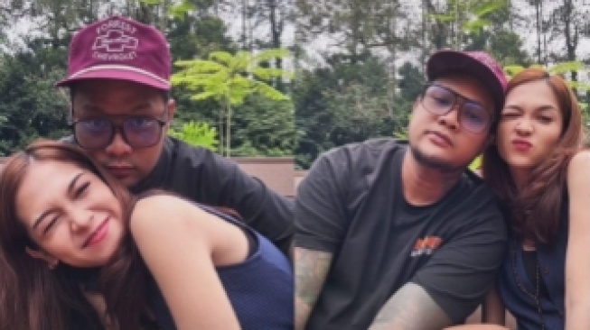 Pamer Foto Mesra Bareng Lindi Fitriyana, Virgoun Bereaksi Usai Undangan Nikah Bocor