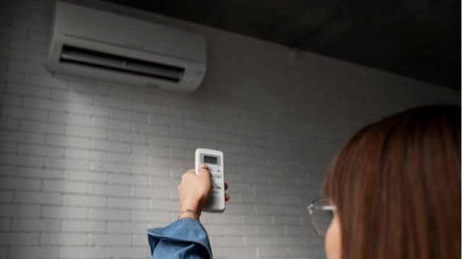 7 Rekomendasi AC 1/2 PK Watt Rendah Paling Murah untuk Rumah