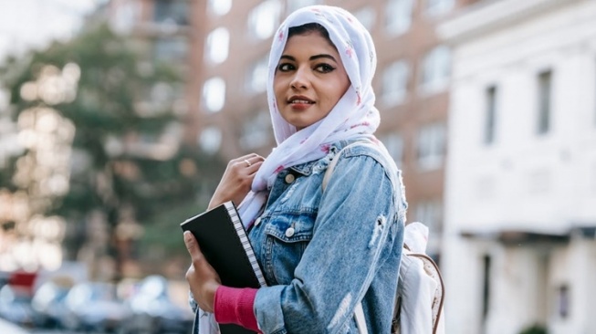 Work-Life Balance Saat Ramadan: Tetap Produktif Tanpa Kehilangan Makna