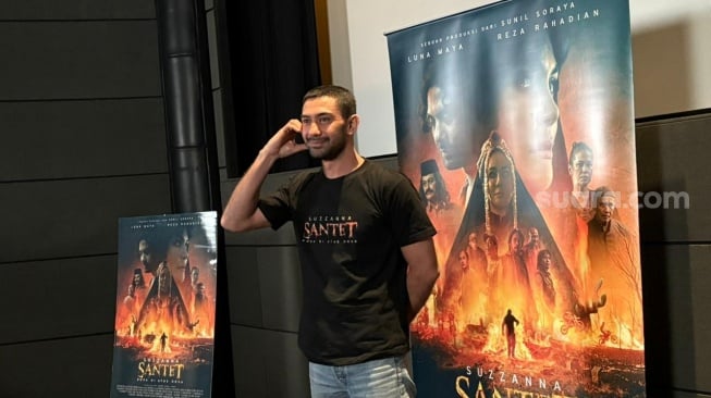 Tak Punya Instagram, Reza Rahadian Ternyata Rajin Update Status WhatsApp