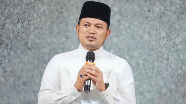 Punya Jam Tangan Rp2,5 Miliar, Berapa Gaji Gubernur Kaltim yang Minta Mobil Dinas Rp8,5 M?