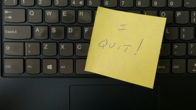 Karyawan One Month Notice Apakah Dapat THR? Cek Aturan Terbarunya di Sini