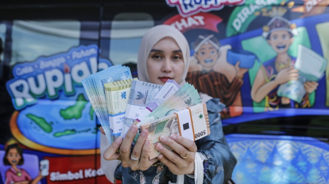 Penerimaan Pajak Naik, Nilai Tukar Rupiah Kembali Menguat pada Kamis